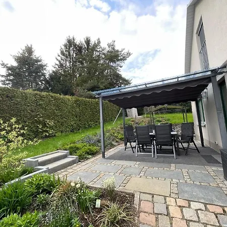 펜션 Schoenes In Neundorf Mit Grosser Terrasse *