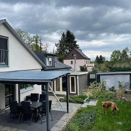 Schoenes In Neundorf Mit Grosser Terrasse 펜션 *